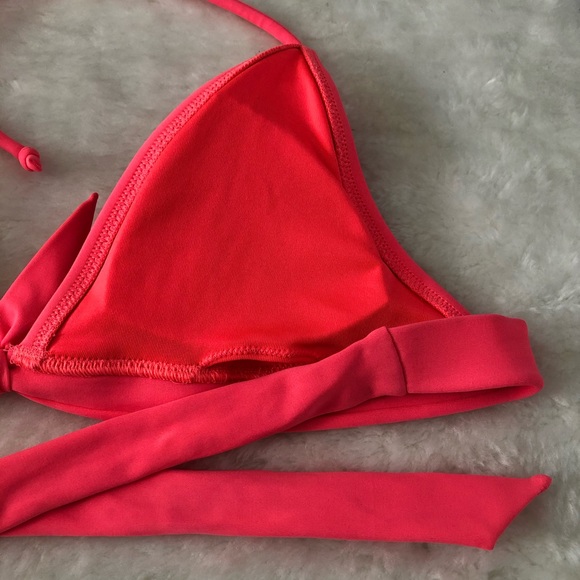 Victoria’s Secret Bikini Top - Picture 5 of 9